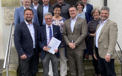 Zukunft der Streuobstwiesen – Informationsbesuch beim Niederbayerischen Streuobstwiesenkompetenzzentrum Lallinger Winkel